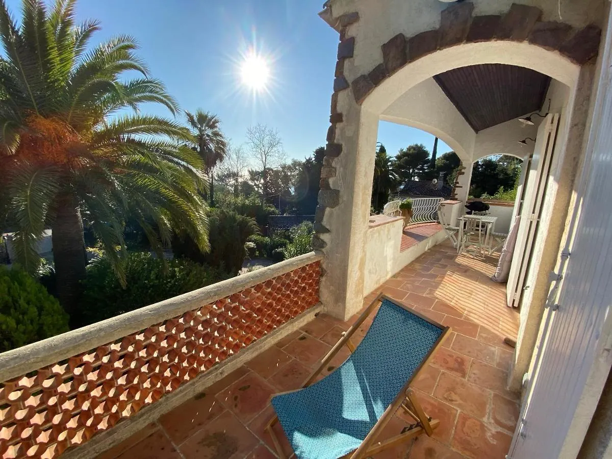 T3 Plage Du Rayol Dans Petite Residence location
